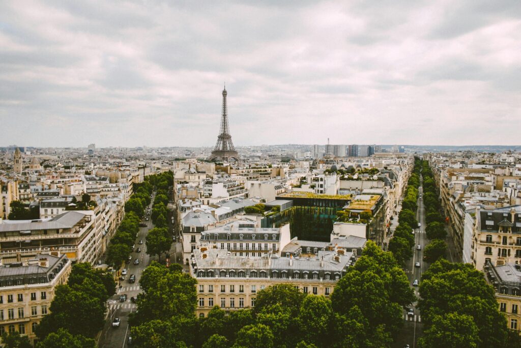 Paris Travel Guide 2025