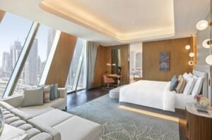 Mandarin Oriental to Debut in Downtown Dubai’s Iconic Wasl Tower in October 2025