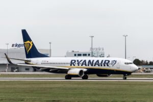 Ryanair and Booking Holdings End Legal Battle with New Partnership