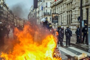 ‘Block Everything’ Protests Disrupt Travel Across France as New PM Faces Uprising