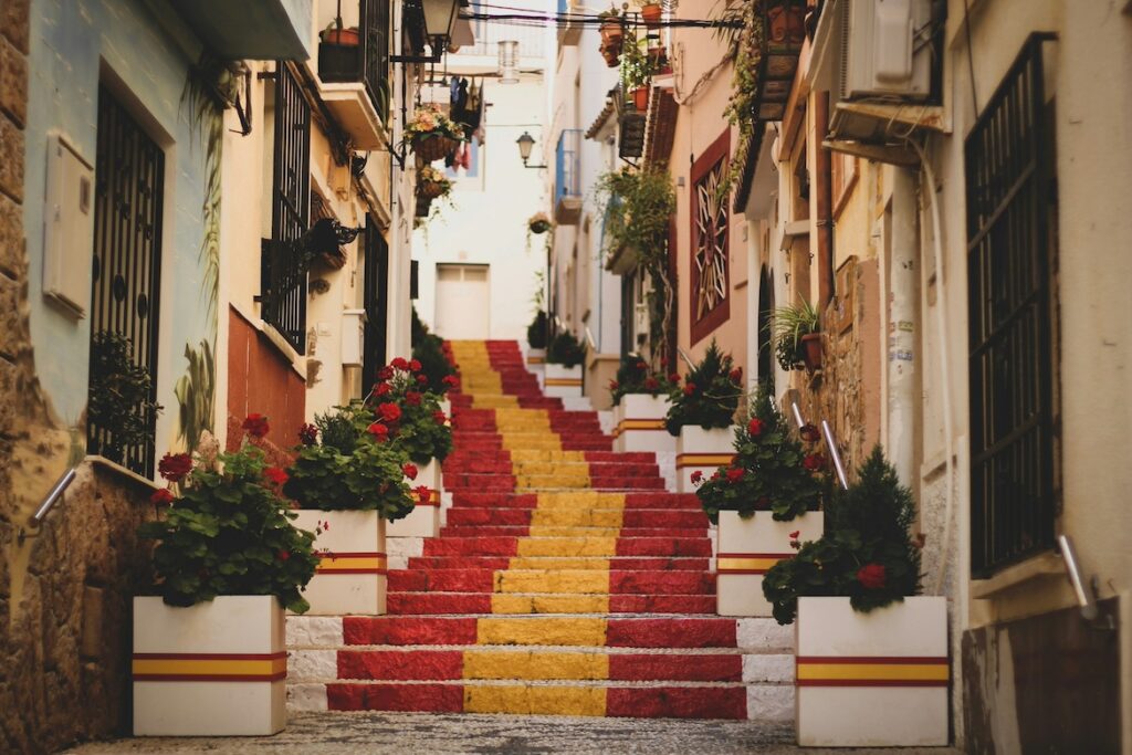 Spain Removes 53,000 Illegal Tourist Flats to Boost Permanent Rental Market