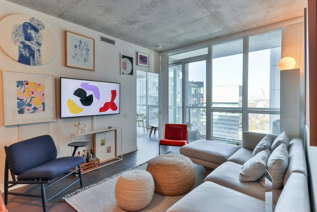 Airbnb Faces Transparency Dilemma as Study Shows Safety Reviews Impact Bookings