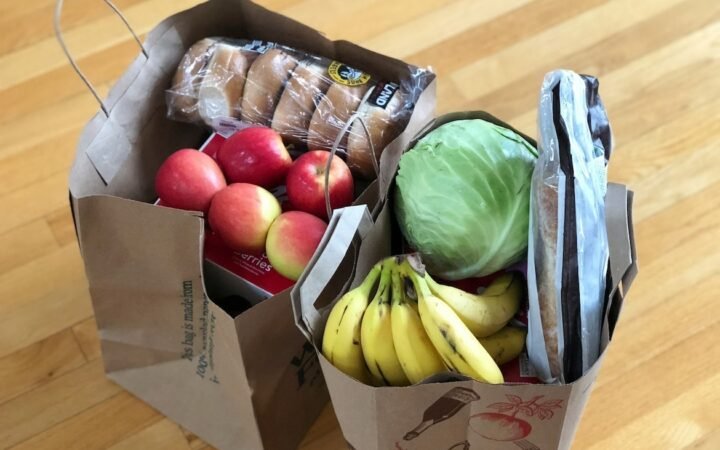 Airbnb Tests New Instacart Grocery Delivery Feature for US Travelers