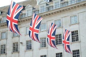 UK to Enforce Mandatory Digital Travel Permits for Visitors Starting February 2026