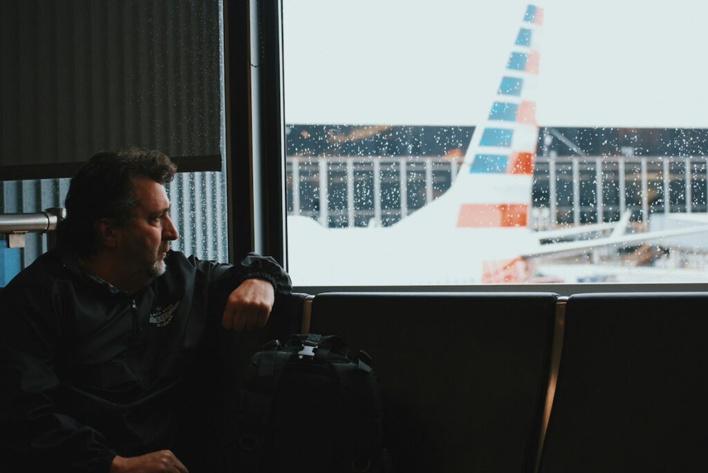 U.S. Flight Chaos Deepens as Government Shutdown Grounds Air Travel