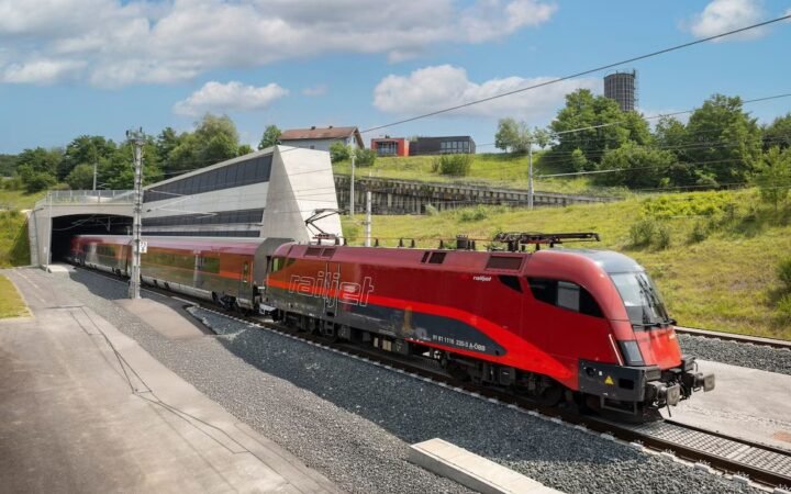 Vienna and Trieste Connected by New High-Speed Rail Link in Under Seven Hours