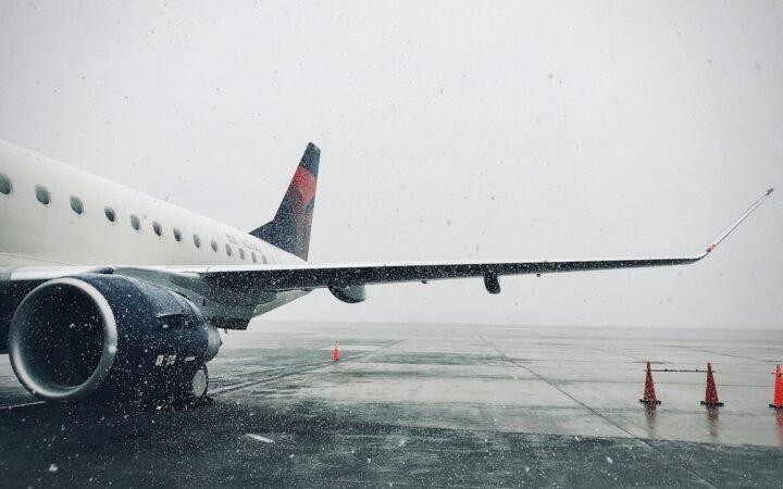 Winter Storm Triggers Historic Airline Cancellations Across the United States