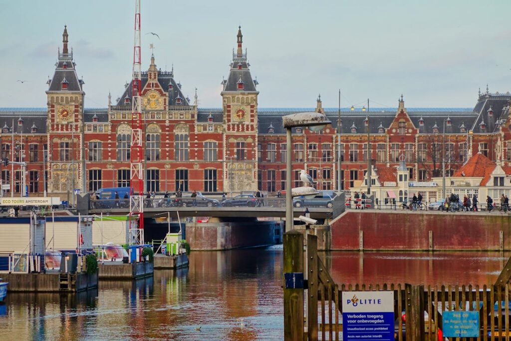 Amsterdam Considers Ending Ocean Cruise Visits by 2035 as Overtourism Debate Intensifies