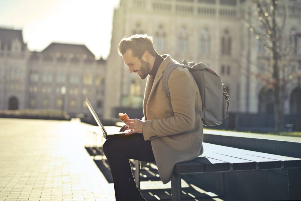 S4BT Acquires HotelHub to Expand Global Corporate Hotel Booking Platform
