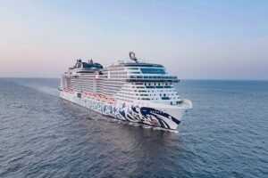 Cruise Chaos in the Persian Gulf: Passengers Stranded in Dubai, Abu Dhabi, and Doha as Iran Tensions Disrupt Travel