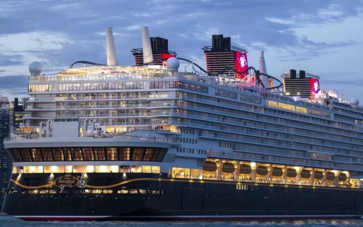Disney Adventure Debuts in Singapore as Disney Cruise Line’s Largest Ship