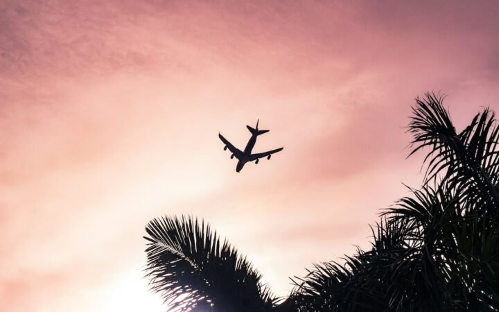 Dubai Suspends Foreign Airlines After Drone Attack Disrupts Travel