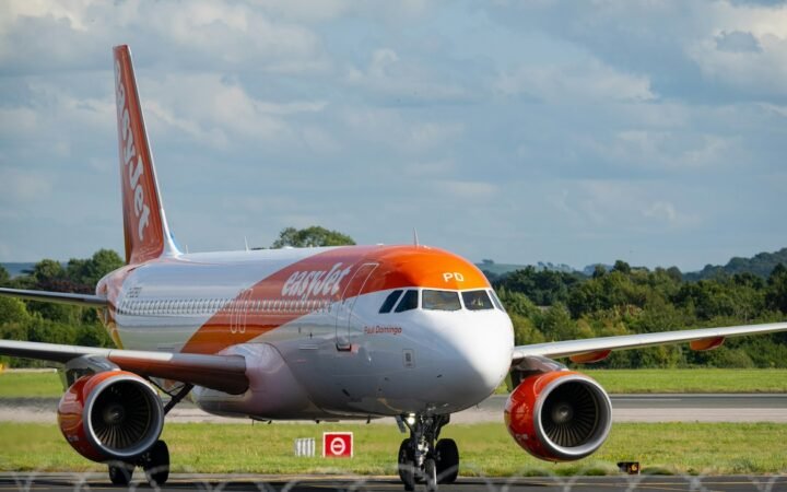 easyJet Expands UK Network With Newcastle Base and Efficiency Upgrades