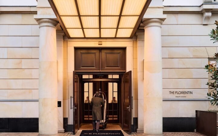 <br />
<b>Warning</b>:  Undefined variable $temp_post_title in <b>/home/u752143311/domains/travelcapybara.com/public_html/wp-content/themes/tc/page-sections/related-articles.php</b> on line <b>38</b><br />
