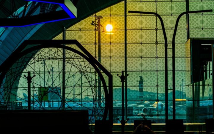 Middle East Airspace Shuts Down as Airlines Cancel Thousands of Flights After Iran Strikes