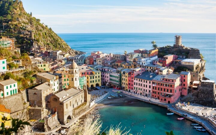 Middle East Crisis Redirects Global Tourism Flows Toward Europe