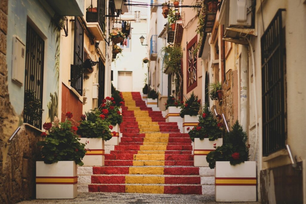 Spain’s Tourism Boom Nears 100 Million Visitors as Global Turmoil Redirects Demand