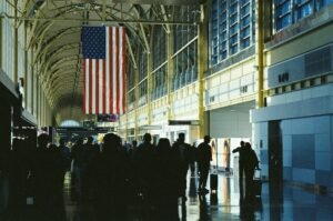 U.S. Airport Delays Deepen as Trump Moves to Pay Unfunded TSA Workers