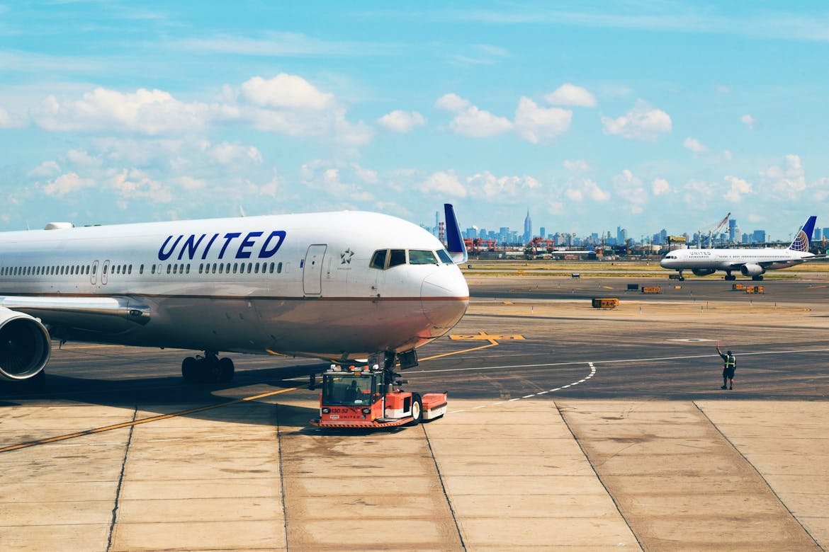 United Airlines May Remove Passengers Who Refuse to Use Headphones