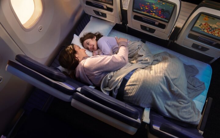 United Unveils Relax Row Couch Seats for Economy Travelers on Long-Haul Flights