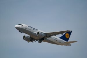 Lufthansa Cabin Crew Strike Adds New Pressure to Easter Travel in Germany