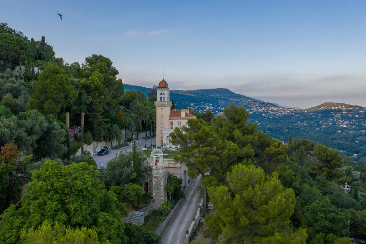 The White Lotus Season 4 Heads to France as Cannes and Saint-Tropez Prepare for Set-Jetting Demand