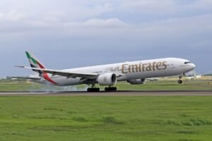 Gulf Airlines Race to Win Back Travelers After Iran War Disruption