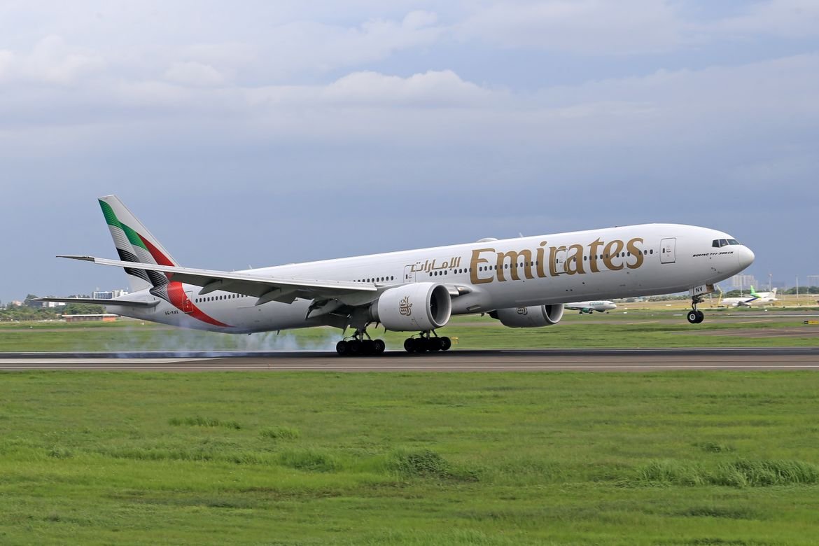 Gulf Airlines Race to Win Back Travelers After Iran War Disruption