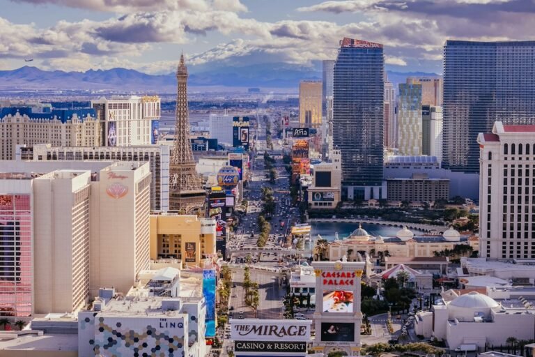 People Inc. Makes $18 Billion Offer for MGM Resorts