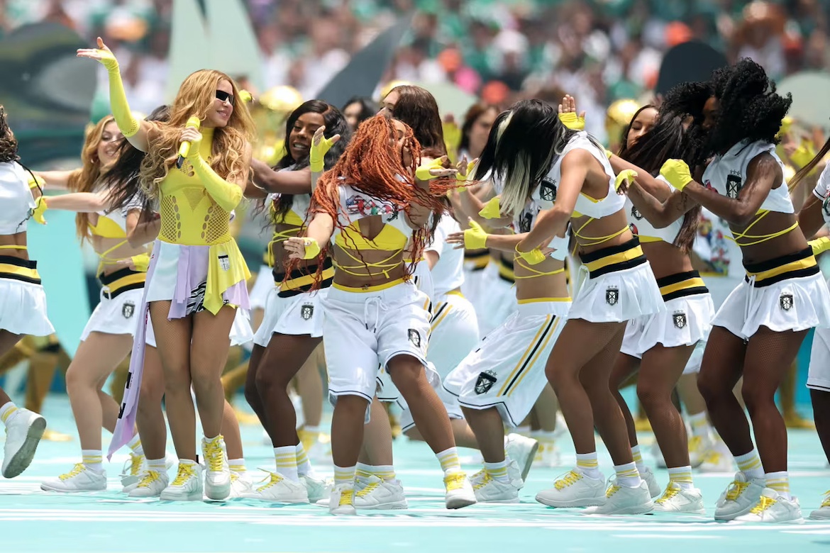 Shakira and Burna Boy Open World Cup as Mexico City Takes Global Stage