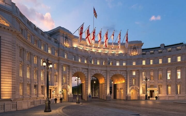 London’s Admiralty Arch Is Becoming a Waldorf Astoria Hotel