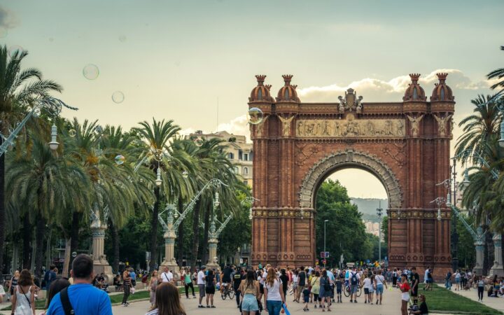 Barcelona Tourist Tax Could Hit €30 as City Says ‘Not One Tourist More’