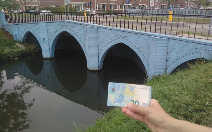 This Dutch Town Built Every Bridge From the Euro Banknotes