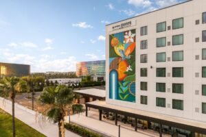 IHG Opens Dual-Branded Orlando Hotel Near Universal and Epic Universe