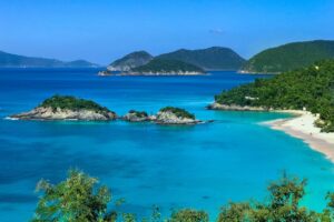 Trunk Bay Named World’s Best Beach for 2026 as Caribbean Shores Dominate Global Ranking