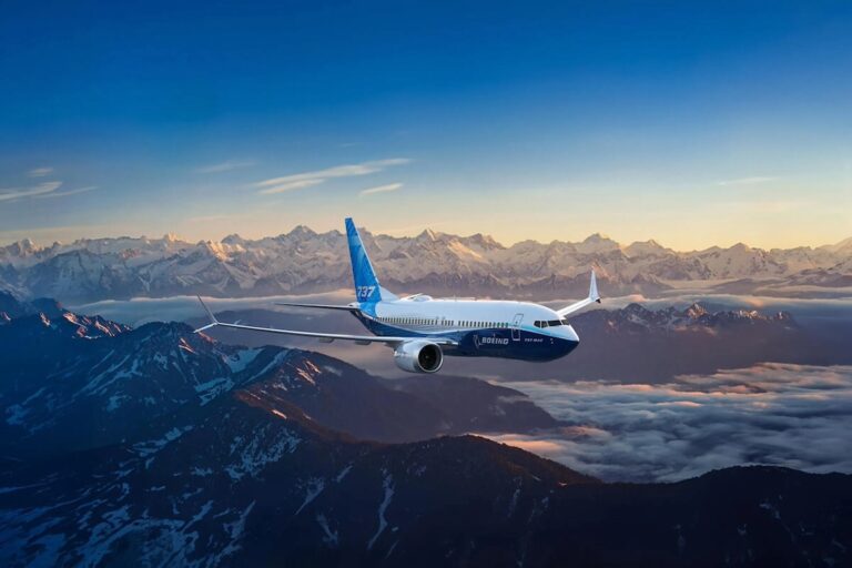 FAA Finally Certifies Boeing 737 MAX 7 After Nearly a Decade of Delays
