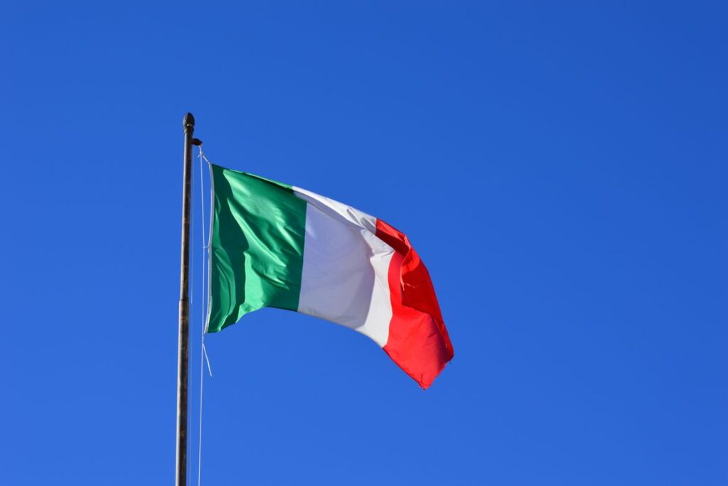 Italy Brings Back Spain Border Checks – Here’s What Travelers Need to Know