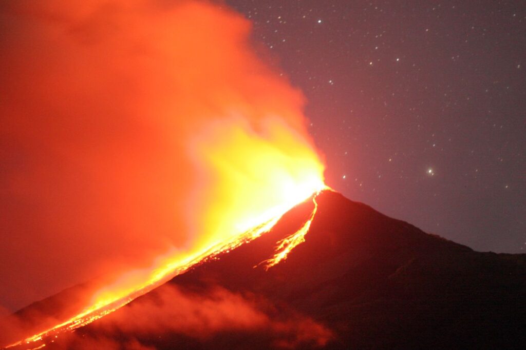 Anak Krakatau Eruption Closes Jakarta Airports and Strands Thousands of Travelers