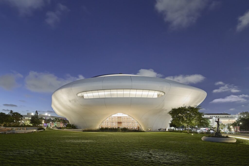 George Lucas’ 300,000-Square-Foot Museum Opens in Los Angeles on September 22