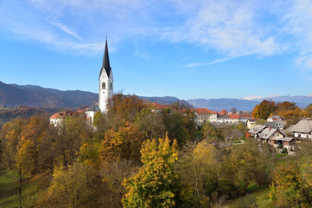10 Cozy European Towns for a Late-Autumn Escape