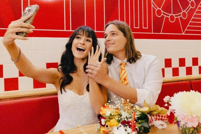 Five Guys Weddings in Las Vegas Start at $255 With Travelmation