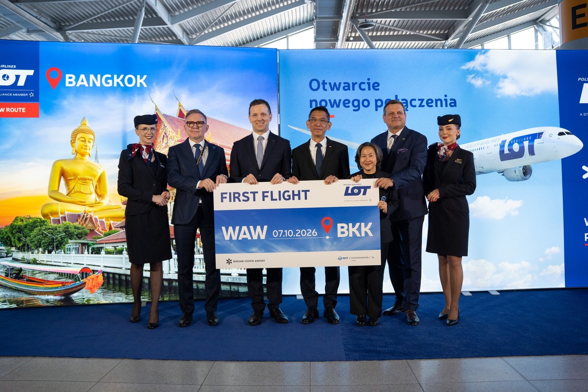 LOT Restores Warsaw–Bangkok Flights After 26 Years