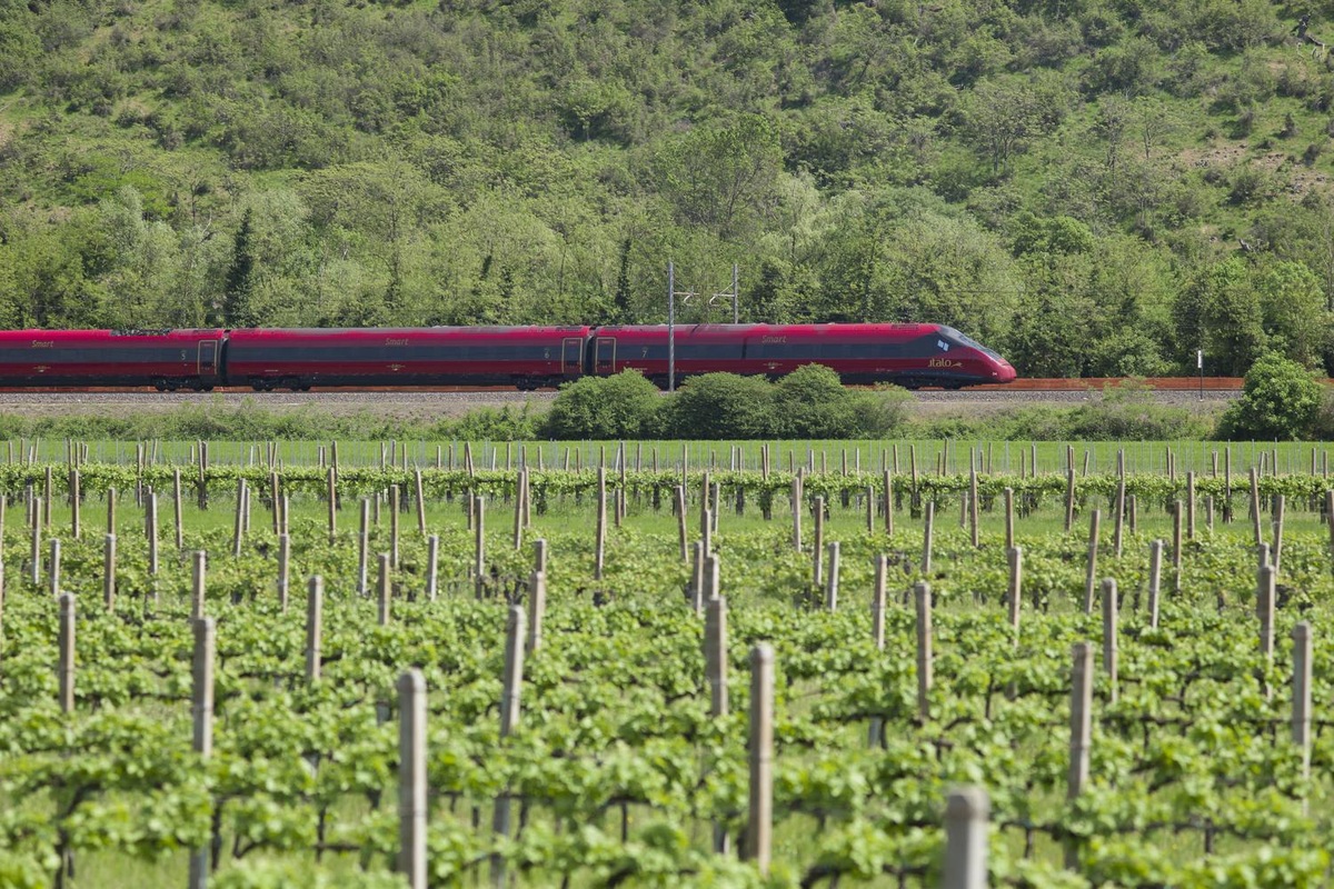 Spain and Italy Rail Strikes Threaten October 29–30 Journeys